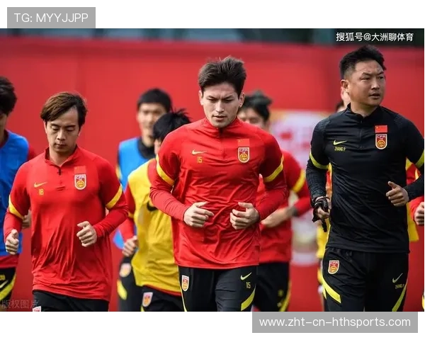 国足球员心理调适与压力释放技术研究，足球运动员比赛心理分析